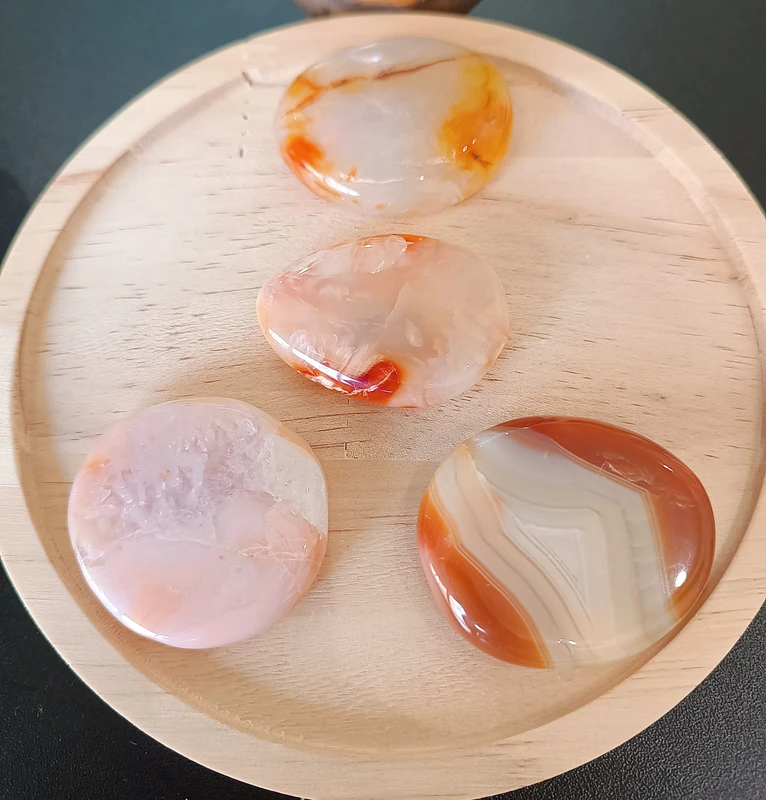 Pierre plate Cornaline 